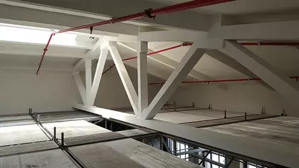 Kathedrale des Brandschutzes Verspachtelung Verspachtelung der Decke