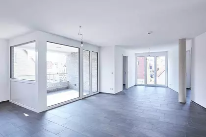Bis an die Grenzen moderner Neubau Wohnung Ansicht einer Wohnung in einem Neubau