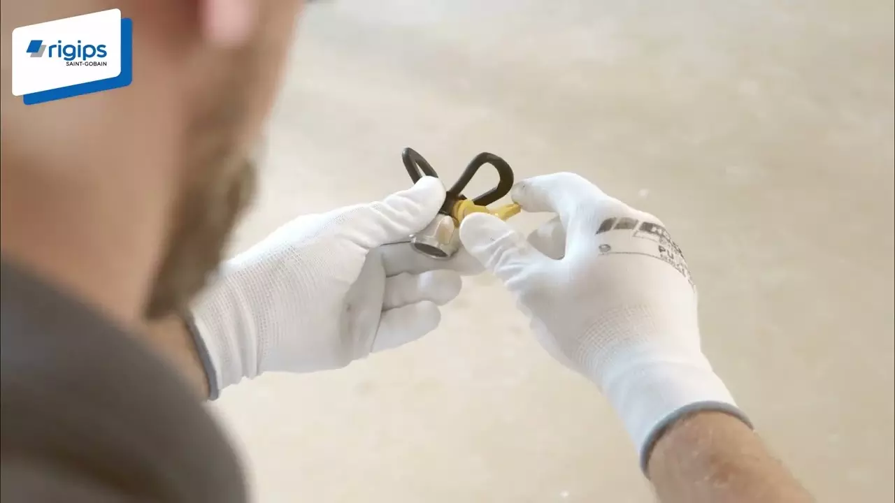 Rigips ProMix Airless Verarbeitung: 3. Wahl der richtigen Düse / richtiger Abstand zur Wand thumbnail